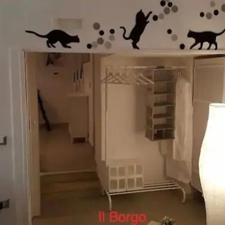 Il Borgo Apartment *