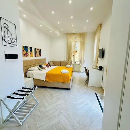 Flo' Guest house *