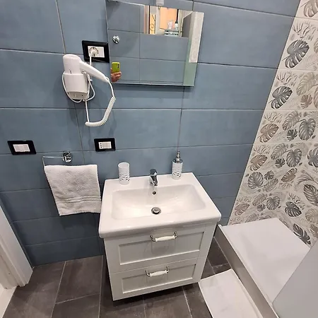 Casa Vacanza Alessandra Naples