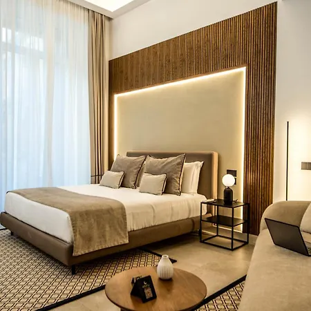 Mamalu - And Hotel *