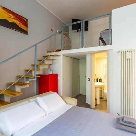 Relax Rooms-vicino Lungomare- Appartamento Napoli