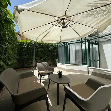 5 Urban Garden House * Neapel