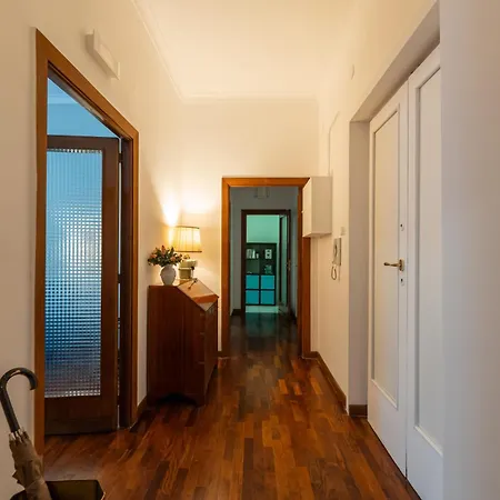 Donna Giovannina Apartment *
