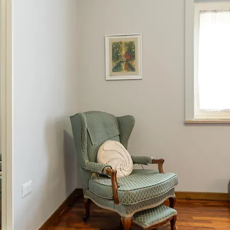 Donna Giovannina Apartment Naples