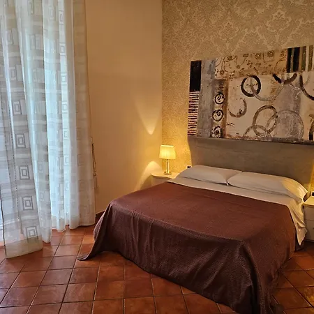 The Spanish Palace, Suites, Rooms, & Terraces Naples