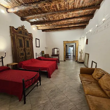 The Spanish Palace, Suites, Rooms, & Terraces Bed & Breakfast 3*