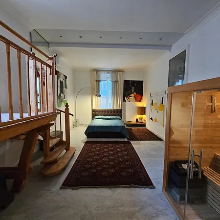 The Spanish Palace, Suites, Rooms, & Terraces 3*