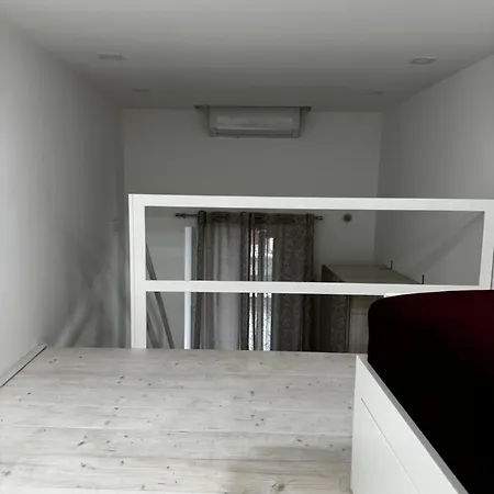 Terno Su Center Apartment
