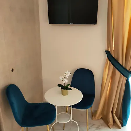 Πανσιόν Sogno Infinito *