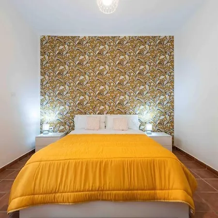 Apartment Metro 1 Materdei - Quiet For 4 People Naples