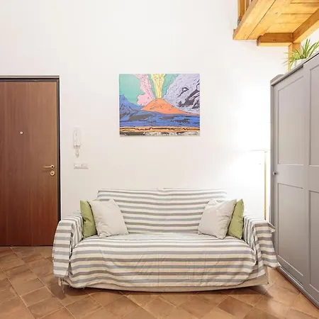 La Calmezza Mini Al Centro Storico Naples