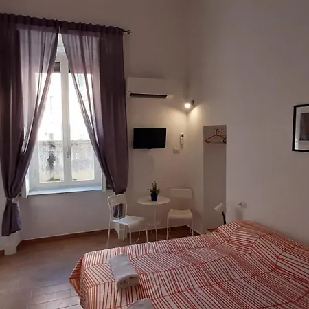 Casa Laura Oliva Mancini Bed & Breakfast *