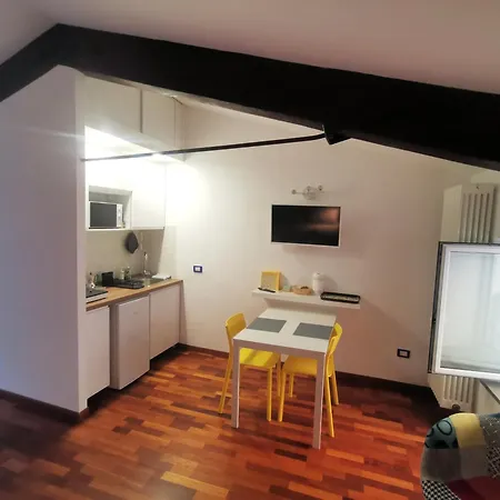 Casetta Correra Relax Con Terrazzo E Confortevole Smart Working Nel Centro Di Appartamento *