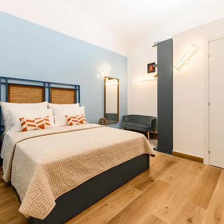 Nea Domus Santa Monica Apartment Naples
