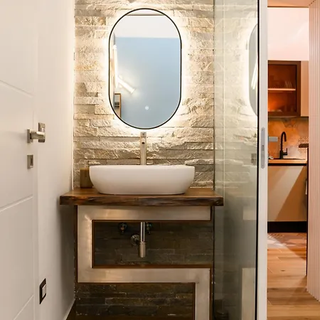 Nea Domus Santa Monica Naples
