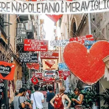 Miro Centro Storico * Napoli
