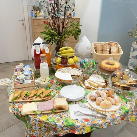 Re Lazzarone Guest house Naples