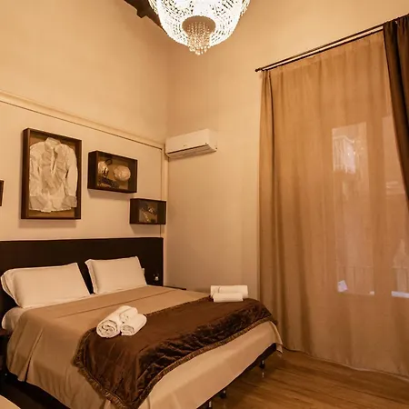 Duomo Luxury 2* Neapel