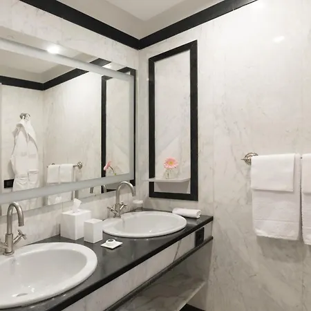 Grand Parker's 5* Νάπολη