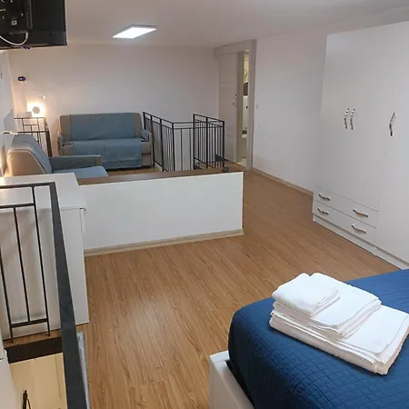 Maison Toledo 210 3*