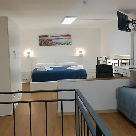Maison Toledo 210 Bed & Breakfast Neapol