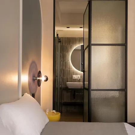 לינה וארוחת בוקר Casa Pacifico 3*