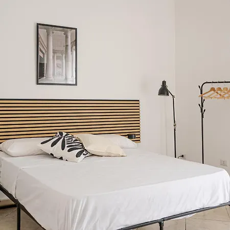 Cozy Core Apartment *