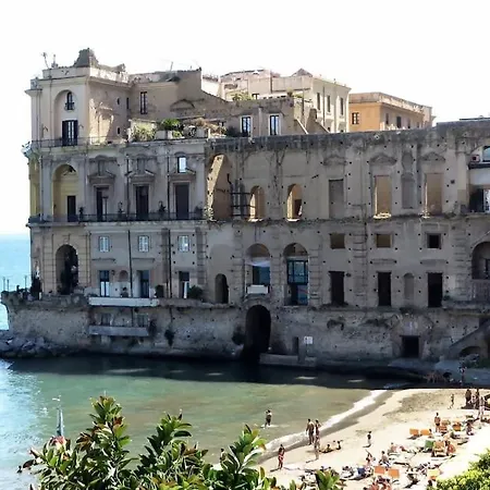 Donnanna Sul Mare By Italianhost * Naples