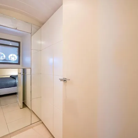 Blu Breeze On Seafront With Parking By Napoliapartments Apartman *