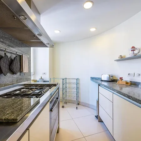 Blu Breeze On Seafront With Parking By Napoliapartments Nápoly