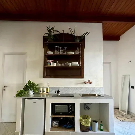 Guest house Matrimoniale Con Terrazzo Naples