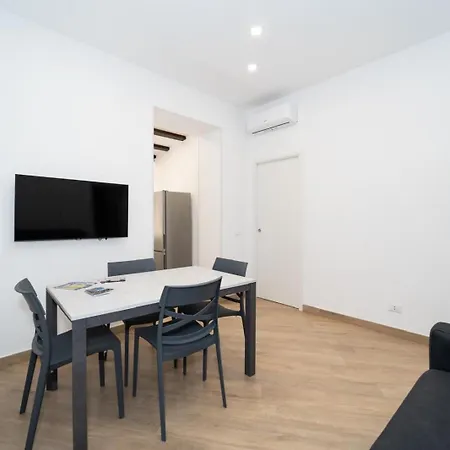 Apartment La Casa Di Nonna Naples