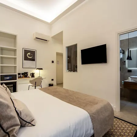 Mamalu - And Hotel *
