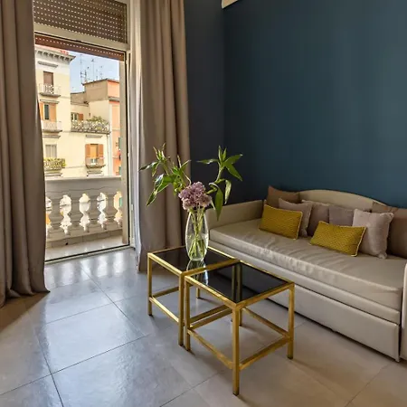 Hotel Boutique Metro 900 4*
