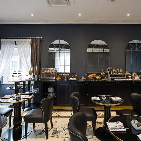 Hotel Boutique Metro 900 4*