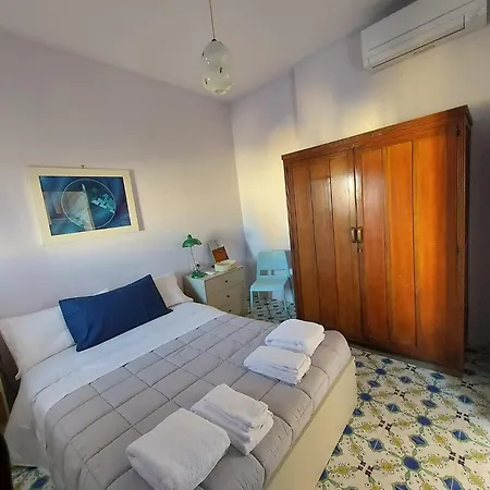 Apartment Mini Domus Al Centro Storico Di Naples