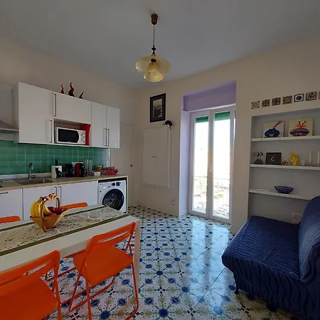 Mini Domus Al Centro Storico Di Apartment *