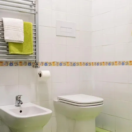 Bed & Breakfast Pomodoro Ac 5*