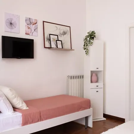 Pomodoro Ac Bed & Breakfast Napoli