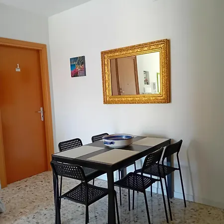 Tre Al Centro Di Affittacamere *