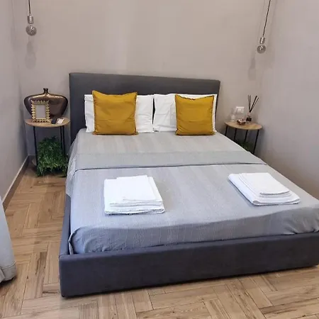 Masaniello Apartment *