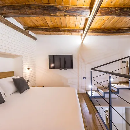 Industrial Ground Floor Studio By Wonderful Italy Appartement *