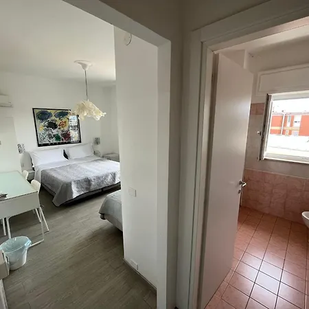 F.rooms Guest house