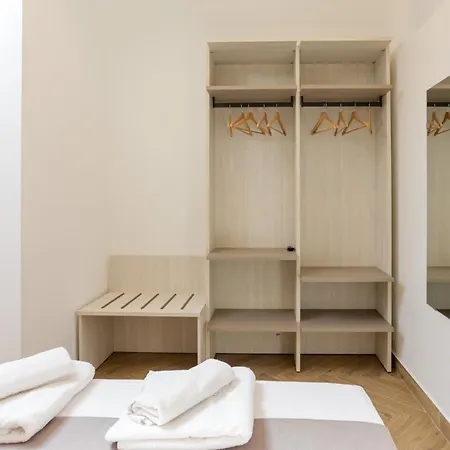 Pessina 90 Appartamento