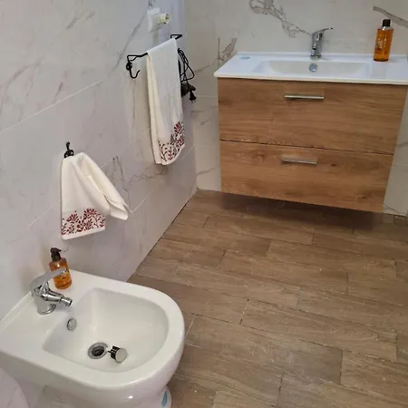 Apartment Salvatore Tommasi 43 Centro Storico *