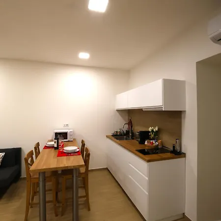 Daca Apartment Naples