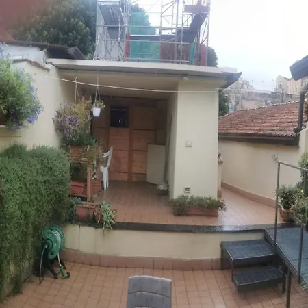Casetta Correra Relax Con Terrazzo E Confortevole Smart Working Nel Centro Di Appartamento