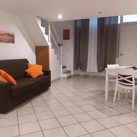 Holiday home Maison Partenopea Naples