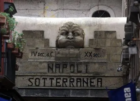Neapolis Port Panzió Nápoly