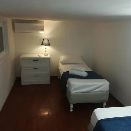 Neapolis Port Panzió Nápoly